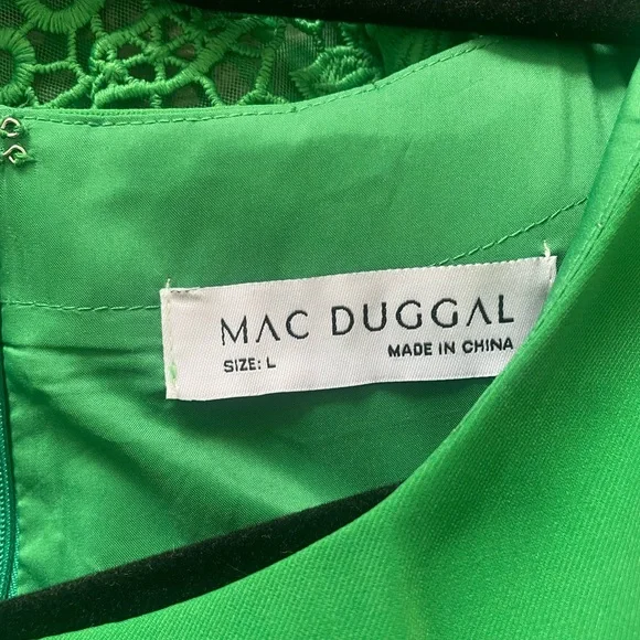 NWOT Mac Duggal Green Crepe Boat Neck Midi Dress With Applique Cut Out Size L - Picture 6 of 13